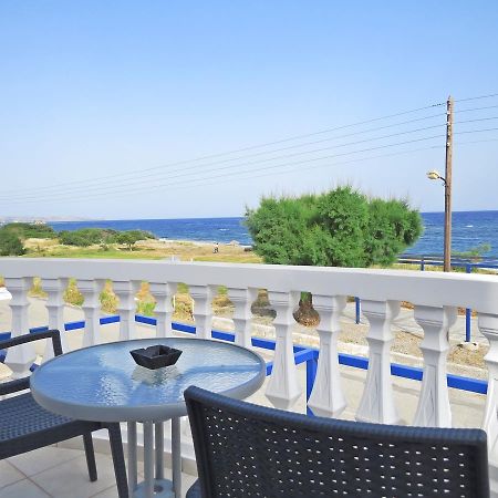 Loukas Beach Rooms Kiotari Exterior photo